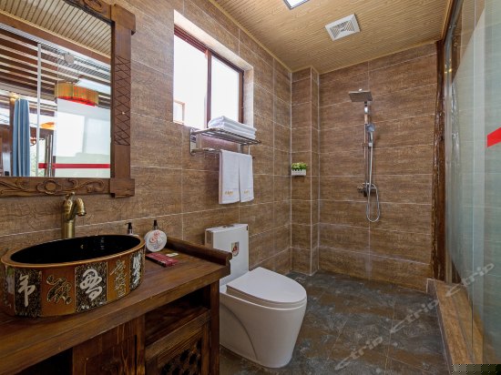 空调情缘星空圆床房