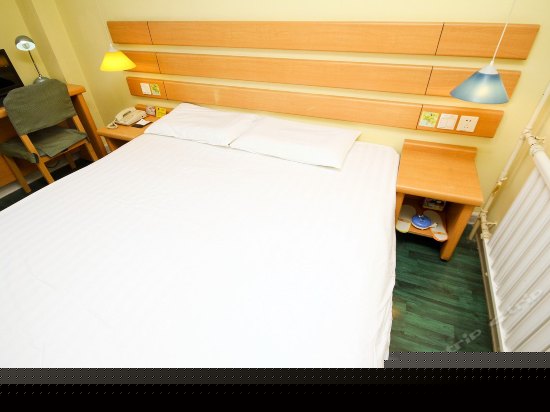 特惠大床房（无窗）