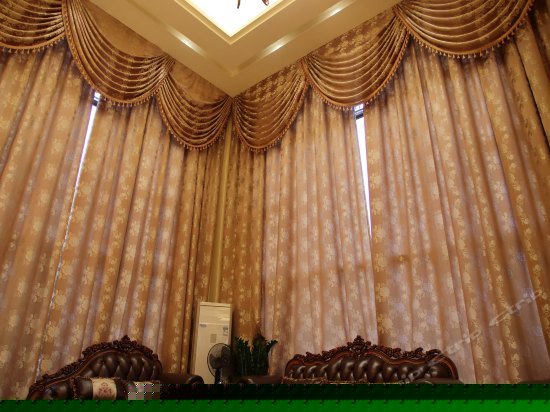 连排欧式9房14 床