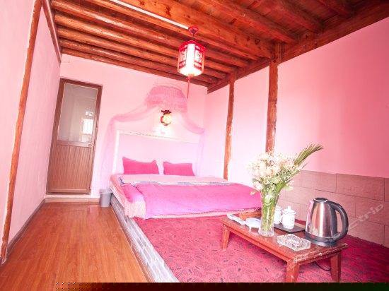 一楼温馨大床房