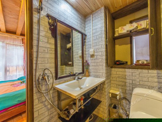 锦上花开家庭房