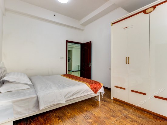 豪华江景家庭套房