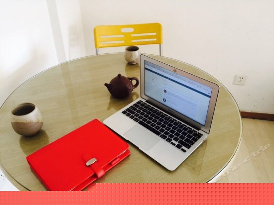 阳光景观大床房