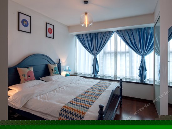 逸空间豪华四人套房