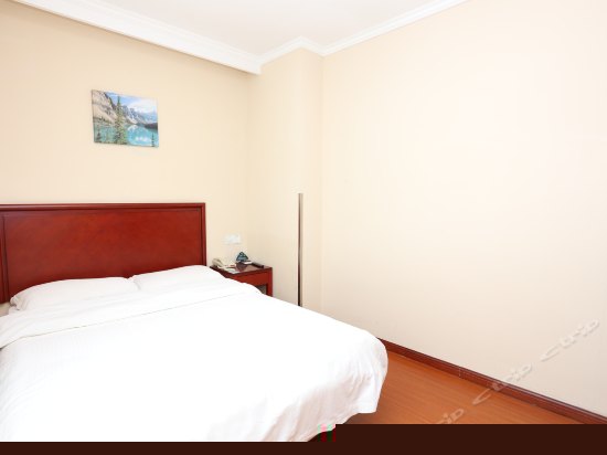 1.5米景观大床房