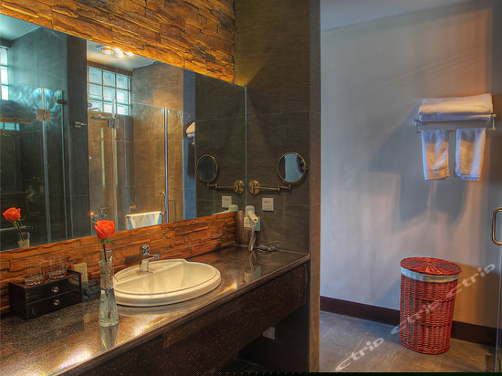 花—海景大床房