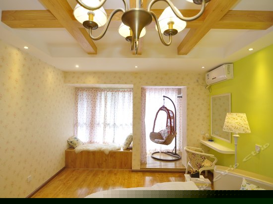 田园风情大圆床房