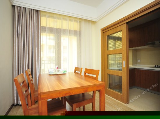 豪华双卧套房（两房两厅）