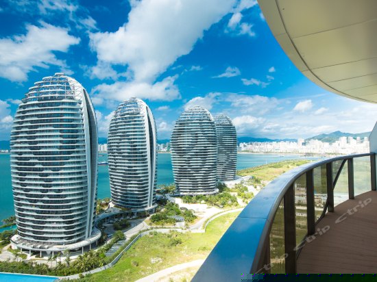 尊贵无敌蜜月套房