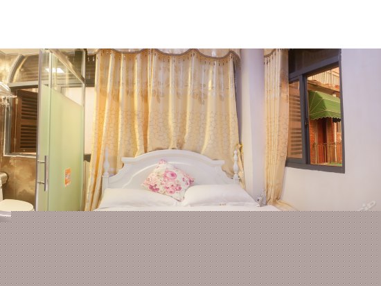 天空之城大床房