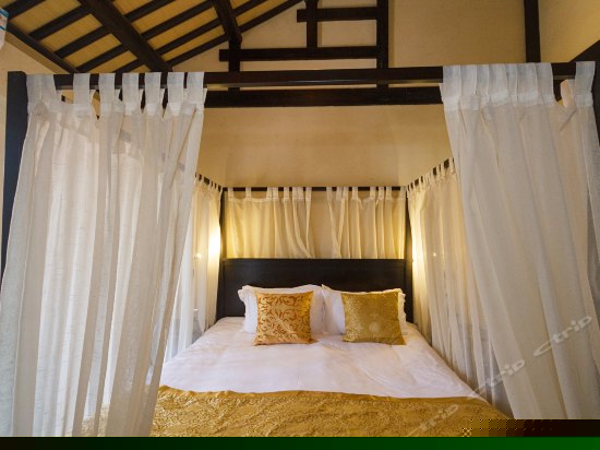 参禅家庭复式架子大床套房