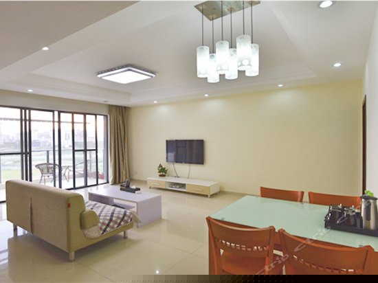 豪华园景2房1厅套房