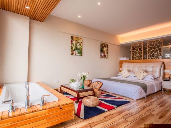 爱有天意榻榻米海景房