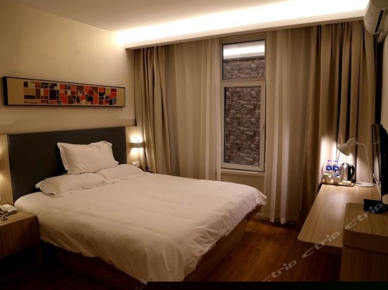 特价大床房（无窗）