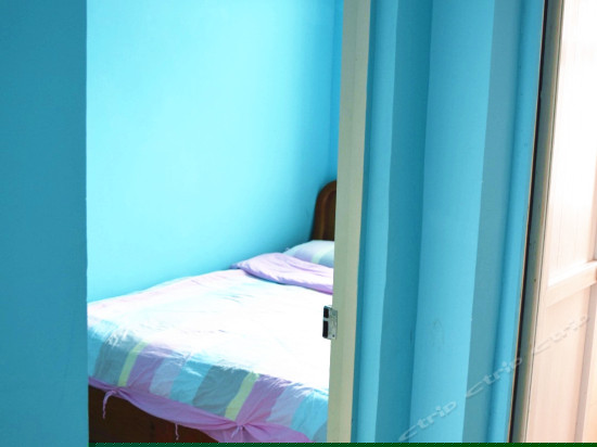 二卧室一卫六人麻将套房