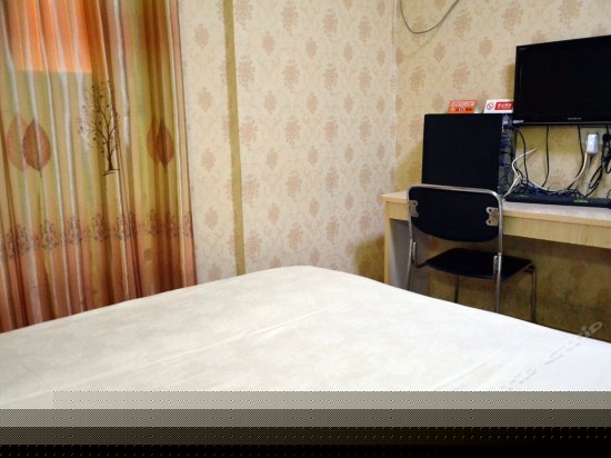 商务单人间（带电脑）