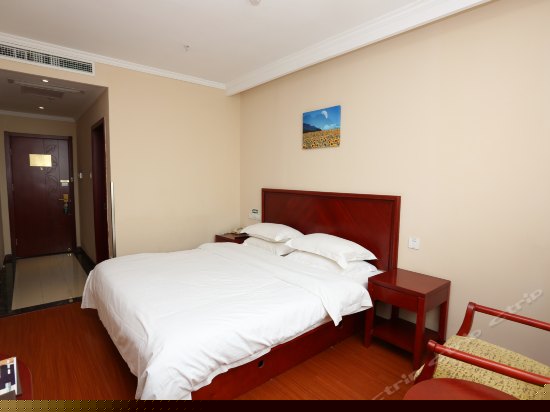 1.8米商务大床房