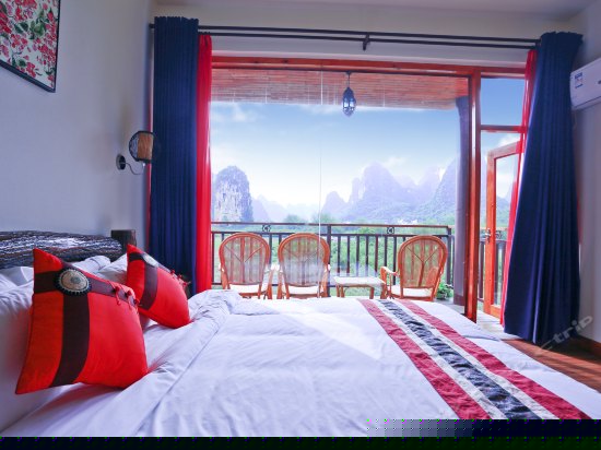 河景阳台家庭房