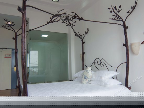 海景树窝阳台房