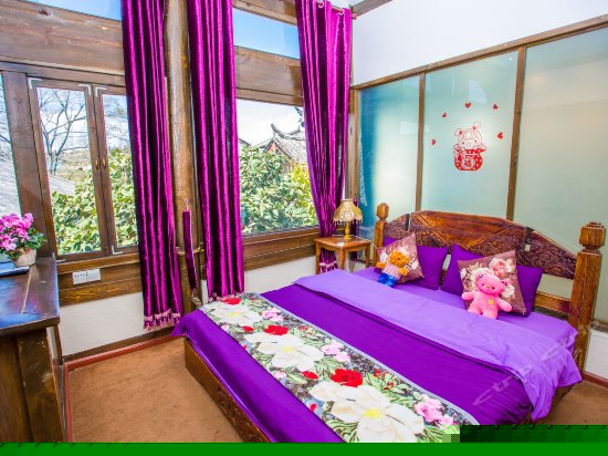 二楼温馨大床房