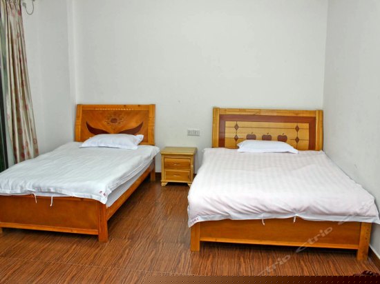 标准双人房（带阳台）