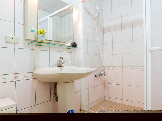 温馨四人房·二窝