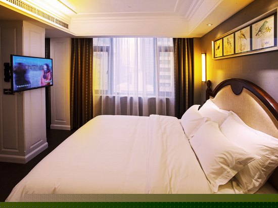 商务大床房