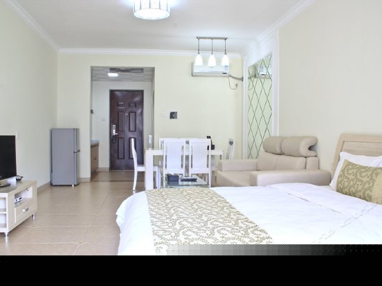 豪华园景大床房