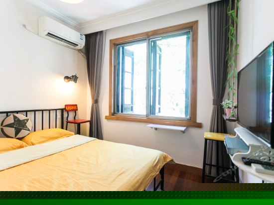 若水loft工业风大床房