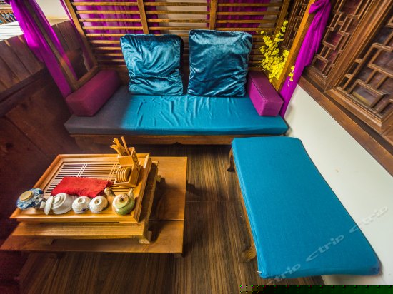 豪华阳台小套房