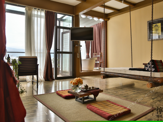 豪华海景蜜月套房