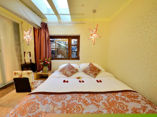 七一阳光蜜月房