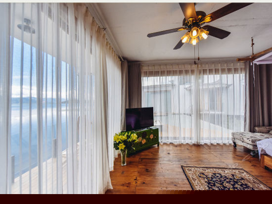 S 206—270度私属露台海景套房