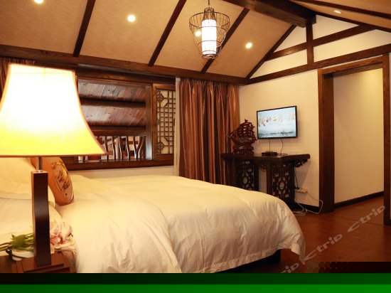 柏龙水榭商务套房