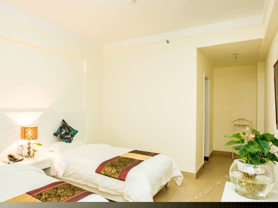 领海家庭套房四房一厅