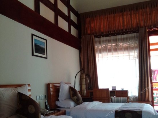 假日双床/大床房