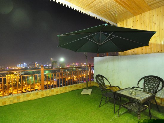 望江蜜月大床房