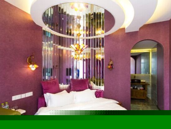 莲舍·浪漫镜面圆床房