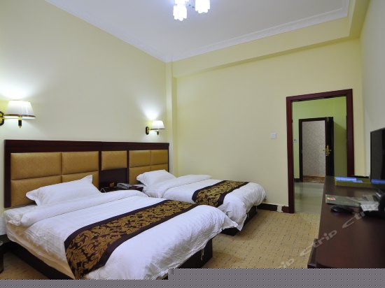 麻将套房（带电脑）