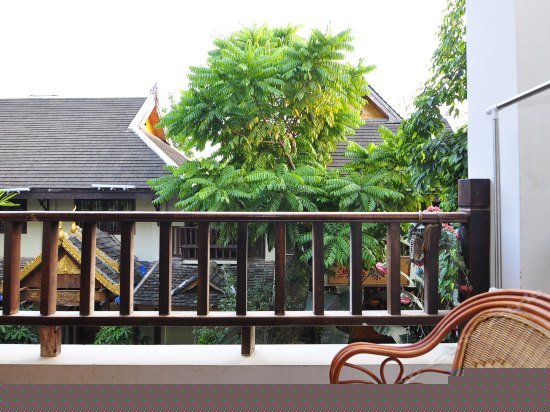 泰式休闲榻榻米大床房