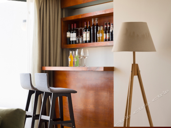 180度蜜月汤池亲水大套房