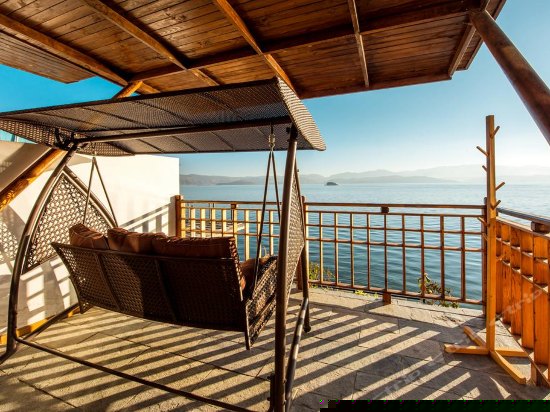 180度豪华海景花园大套房