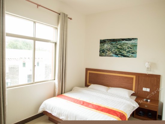 无敌田园日出大床房