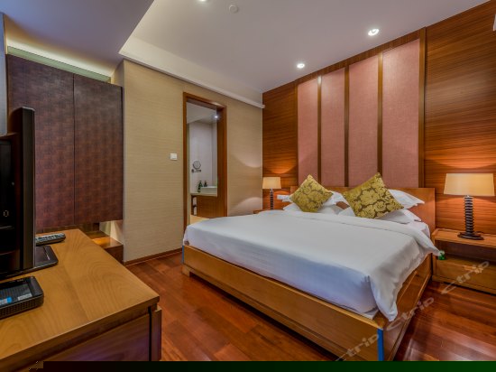 蓝天海景家庭套房