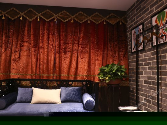 穿越迷情主题房