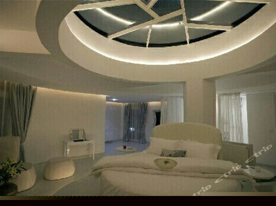 月瞳-浪漫海景圆床房