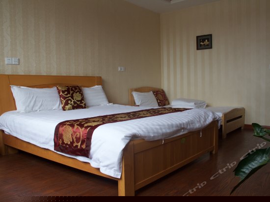 二楼舒适家庭房