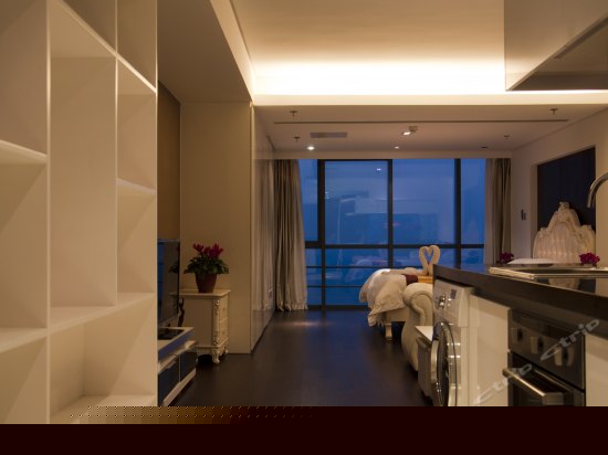 阳光全海景大床房