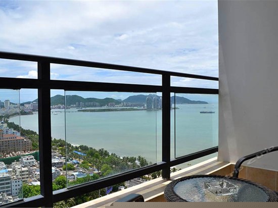 豪华海景大床房