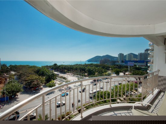 高层豪华正海景180度四室一厅套房702